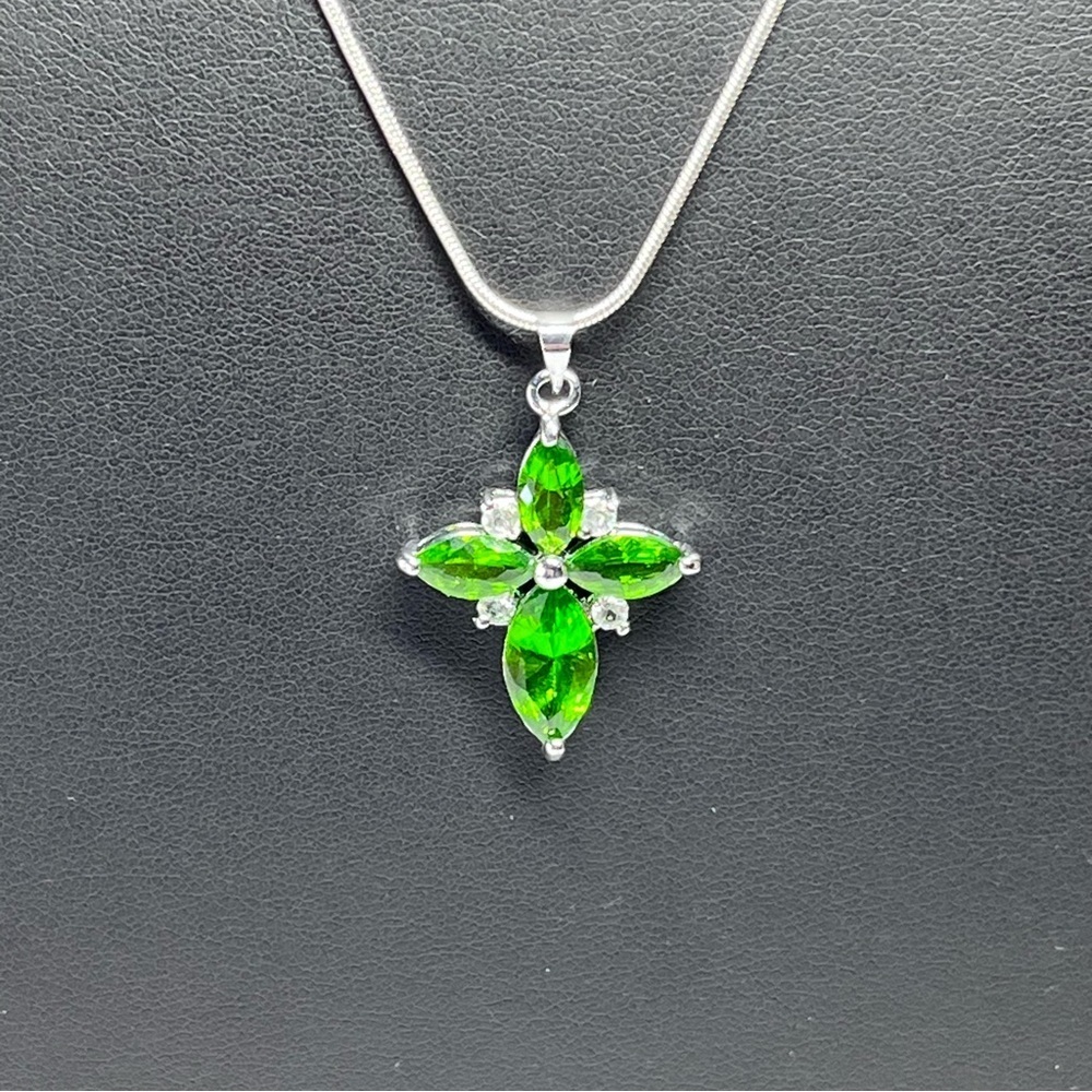 925 Sterling Peridot Green White Crystal Floral Cross  Pendant Necklace 21"